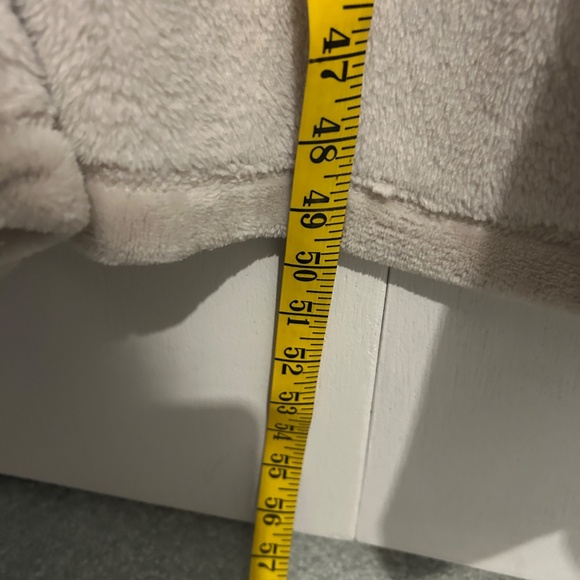 Woman's Cream/Tan Full Length Robe Size XL Soft! Thick! Warm and Cozy! - Picture 8 of 14